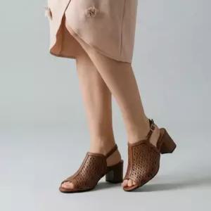 이쁜수작 여성 봄여름 천연소가죽 미들힐펌프스 6cm 바이슈 115