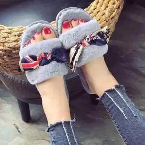 [오노마] ONM 리본 퍼 털슬리퍼 여성 실내화 층간소음 사무실 겨울