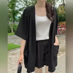 핫핑 베로딘 오버핏 노카라 포켓 트임 반팔로브자켓