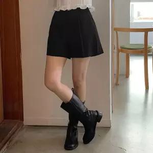 로렌츠 핀턱 하프 슬랙스 여름 여성 하객룩 출근룩