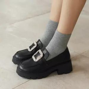 엠.무크 티나 소가죽 쥬얼 청키로퍼 블랙 516523207AA