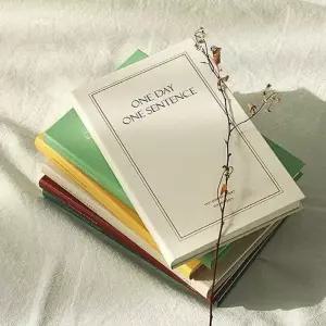 스토어-다유 인디고 자문자답 하루한문장 일기 슬림 6개월 크림커버다이어리