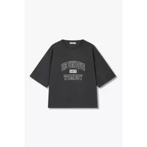 [갤러리아] 톰보이[26여름]빈티지 레터링 그래픽 반팔 티셔츠(9176222990)