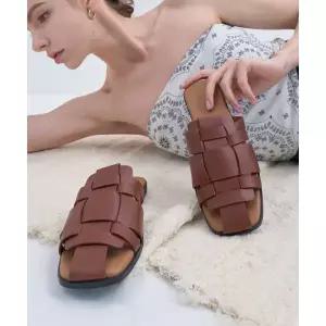 매장정품 SALT AND CHOCOLATE 솔트앤초콜릿 스퀘어 토 케이지 스트랩 슬리퍼 412213004 (1.3cm3colors) 217