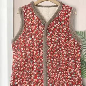 꽃무늬 털 누빔 조끼 할머니 촌캉스룩 방한용 보온 조끼 시골 패션 레트로 김장 작업복 따뜻한 할머니 옷