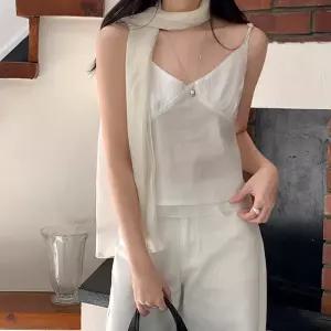 [코코블랑] 누엘 뷔스티에 블라우스