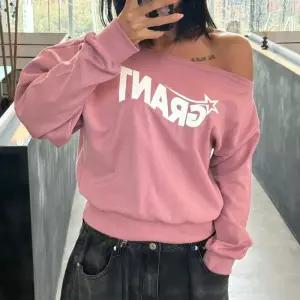 [옷자락]여자 크롭티 프린팅 오프숄더 봄긴팔 분홍색 맨투맨