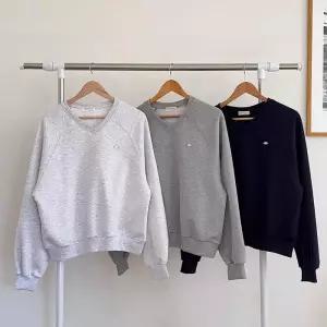 [옷자락]여성 브이넥 봄 펜던트 뒷면 라벨 캐주얼 박시 맨투맨