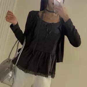 [옷자락]여자 레이스타이 리본 도트 프릴나시 가디건 세트