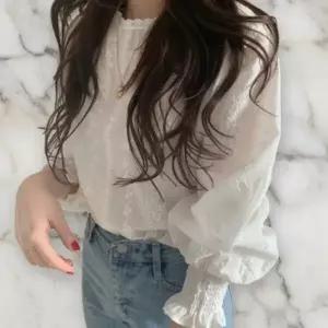 /신상오픈런 여성용 봄 여름 얇은 면 프릴 루즈 블라우스