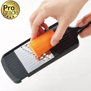 [콩심팥심]일본산 프로그레이드 손잡이 에칭 샤프컷 채칼 4mm