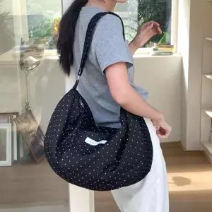 [셀러에이드]마띠에르 여성 반달 빅 크로스백 숄더백 쇼퍼백 빅백 여행가방