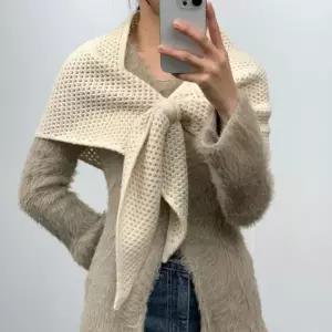 [셀러에이드]여성 겨울 목도리 쁘띠 방한 삼각 숄 후드 머플러 따뜻한목도리