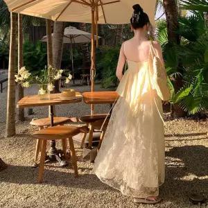 여자스커트 플리츠 자수 나시 롱스커트 브이넥 레이스 해변 바캉스 포토 원템1