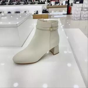 [탠디]by미셸 x24509 소가죽 소재 6cm굽 옆 장식 여성 앵글 부츠 cc273