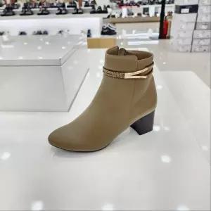 [탠디]by미셸 122501 소가죽 소재 6cm굽 옆 장식 여성 앵글 부츠 cc2