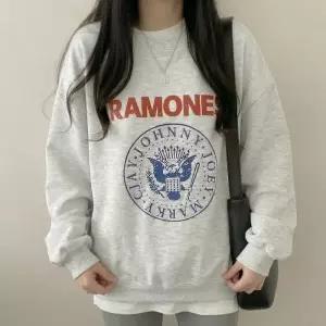 [페이릿][페이릿] [88까지]언펜 빅사이즈 오버핏 레터링 프린트 맨투맨 티셔츠