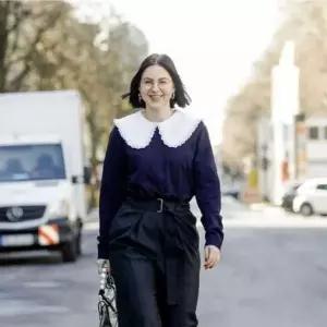 [하프클럽/셀러허브]페이크 카라 레이어드카라 빅 면 넥케이프 프릴