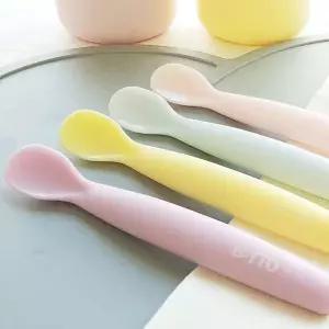 [RIZPICK]이유식스푼1P 아기숟가락 실리콘수저 초기 유아 중기 유아수저