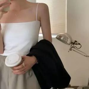 데일리 여성 일자핏 둥근 끈나시 브라렛 무지 나시탑 2컬러