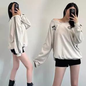 [셀러에이드]슬로우오프숄더티 맨투맨 프린트 긴팔박시