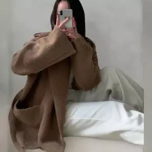 [옷자락]여성 후드 롱코트 루즈핏 벨트 망토 겨울 퍼 반코트