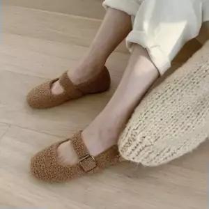 여성 퍼 뽀글이 플랫 슈즈 기모안감 캐주얼 단화