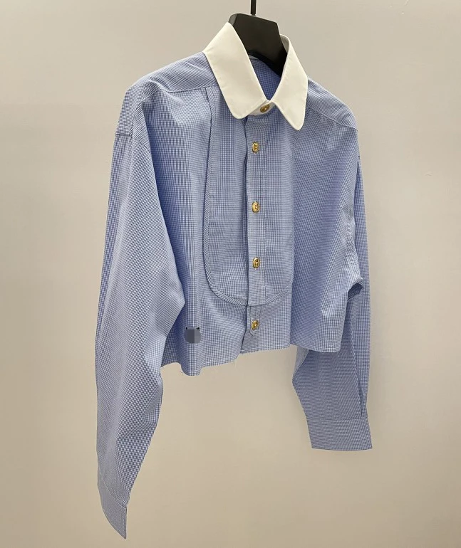 프레쉬 퓨어 M 홈 싱글 클립 마크 하이웨이스트 루즈 셔츠 컬러 블록 숏 스타일 여성용 스윗 스타일 통기성 좋은 얇은 긴팔 폴로 칼라