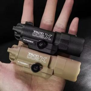 전술 라이트 X300 X300U 나일론 권총 스트로브 LED 라이트 20mm 레일 에어소프트 헌팅 플래시라이트