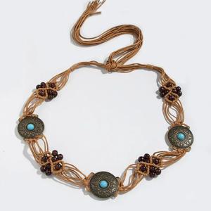 보헤미안 스타일과 빈티지 요소를 갖춘 여성용 수제 땋고 매듭이 있는 에스닉 커머밴드