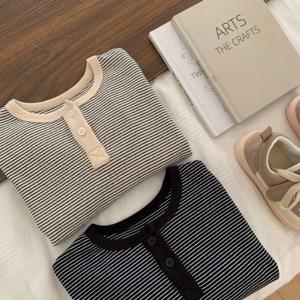 어린이 가을 새 소년 긴 소매 티셔츠 아기 미니멀리스트 바닥 셔츠 어린이 줄무늬 탑 소녀 옷