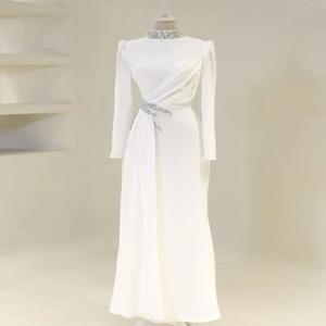 맞춤 제작된 정교한 저지 플리츠 드레이프 라인스톤 A라인 하이 칼라 롱 드레스 맞춤 행사 드레스 고품질 레트로