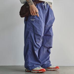 레트로 일본 스타일 속건 경량 아웃도어 작업 바지 남성 루즈핏 캐주얼 낙하산병 스타일 스트레이트 롱 팬츠