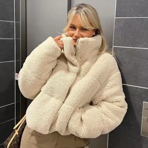 가을과 겨울 여가용 신상 여성 양털 숏 코튼 코트 스탠딩 칼라 두꺼운 따뜻한 여성 의류