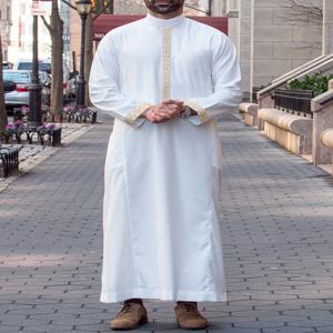 긴 소매 자수 스탠드 칼라가있는 이슬람 남성 Thobe 느슨한 아랍 민족 스타일 이슬람 남성 캐주얼 정장 abaya