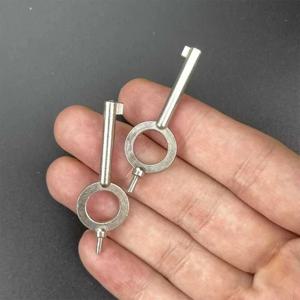 1/2개 미국식 수갑 열쇠 표준형 법 집행 기관 수갑 열쇠 범용 정밀 수갑 잠금 열쇠 내마모성