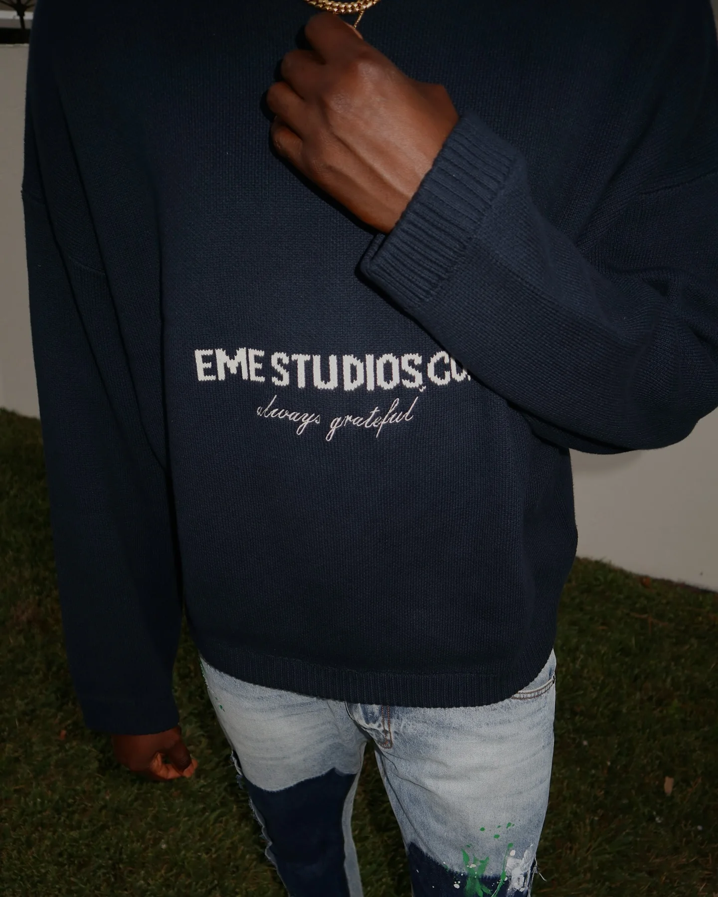 Y2K 라운드 넥 오버사이즈 니트 스웨터 레터 패턴 하라주쿠 풀오버 가을 겨울 데일리 스트리트 출퇴근 복장 남성 의류