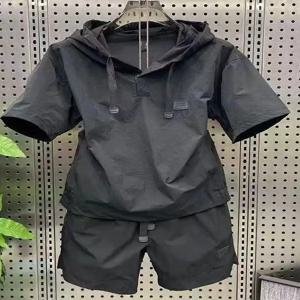 고급 캐주얼 스포츠 세트 남성 여름 신상 2025 자외선 차단 반팔 티셔츠 반바지 투피스 세트 트렌디 청년복