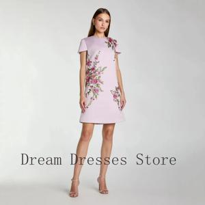 맞춤형 중국 스타일 샤르뫼즈 아플리케 라인스톤 A라인 하이 칼라 미디 드레스 맞춤형 행사 드레스 사이즈 이용 가능