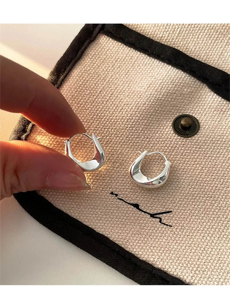 여성을위한 925 스털링 실버 귀걸이 귀 후프 다목적 달콤한 소녀 패션 Jewery 새해 선물 액세서리