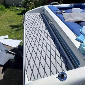 2400*600mm EVA 폼 해양 미끄럼 방지 바닥 시트 EVA 요트 데크 패드 자가 접착 시트 모터보트 카약 제트스키 정원 수영장용