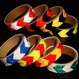 2.5cm x 3m 화살표 반사 자동차 스티커 8 색 방수 자체 접착 스트립 반사판 자전거 트럭에 대 한 안전 경고 테이프