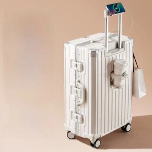 새로운 2025 패션 여행용 캐리어 가방 20-28인치 유니버셜 휠 스피너 비밀번호 잠금 기능 탑승용 남녀 학생용 기내 반입 가능 PC 소재