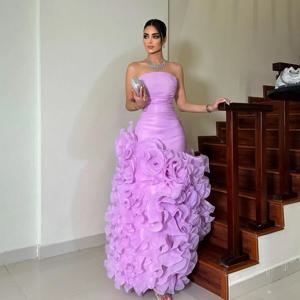 맞춤형 정교한 오간자 플라워 플리츠 A라인 스트랩리스 롱 드레스 맞춤형 행사 드레스 포멀 패션 정교하고 섹시한