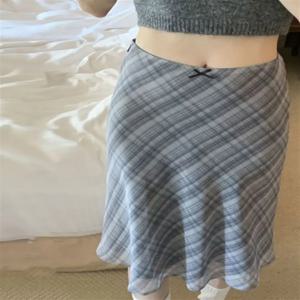 새로운 시크 플래드 하이웨이스트 피쉬테일 하프 스커트 컬러 블록 오버 니 통근 스타일 2025 봄 빈티지 레트로 랩 스커트