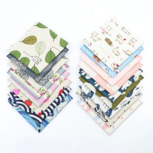 다채로운 만화 리넨 손수건 꽃 동물 인쇄 Hankie 웨딩 파티 포켓 스퀘어 선물 턱시도 보우 타이 액세서리 선물