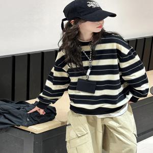 여아 가을 패션 스트라이프 스웨트셔츠와 워크 팬츠 투피스 세트 한국 스타일 캐주얼웨어 (빅키즈용)