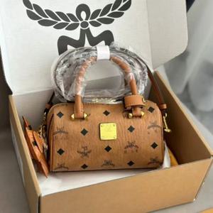 패션 토트백 - 천연 가죽 여성 가방 - 보스턴 아렌 미니 필로우 백 - 패셔너블하고 다재다능하며 우수한 품질.