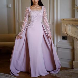 맞춤 제작된 모에스트 스퀘어 넥 비즈 장식 롱 슬리브 머메이드 이브닝 드레스 (탈부착 가능한 트레인 새틴 로브 포함)