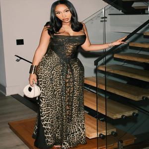 이상한 Puss Backless Shirring Dress 여성 메쉬 패치 워크 섹시한 Coquette 민소매 여름 생일 파티 Clubwear Skinny Vestidos